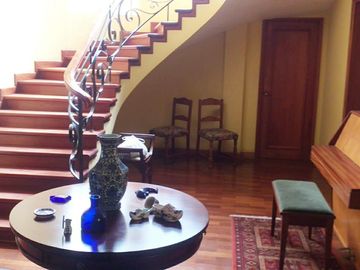 Casa en venta en Miraflores, Calle Olaechea US$ 830,000 dolares