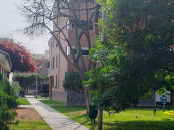 Casa en venta en Miraflores, Calle Olaechea US$ 830,000 dolares