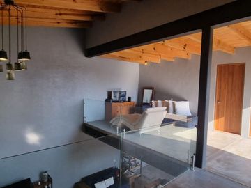 MODERNA CASA EN VENTA, VALLE DE BRAVO