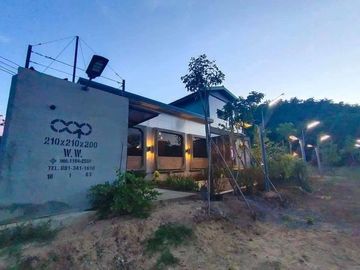 ขายที่ดินพร้อม บ้าน & ร้านสไตล์ลอฟท์ The Jungle Bar & Café โซนทุ่งทานตะวัน เขาจีนแล เมืองลพบุรี