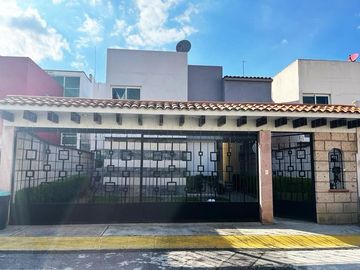 CASA EN VENTA EN FRACCIONAMIENTO BONANZA METEPEC
