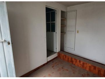 Inmueble con Locales Comerciales en Venta en Ecatepec - Valle de Aragón