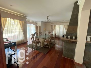 OPORTUNIDAD VENDO GRAN CASA VIÑA DE MAR 10 DORM, 7 BAÑOS, ESTAC.,BOD.