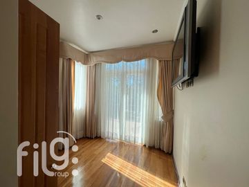 OPORTUNIDAD VENDO GRAN CASA VIÑA DE MAR 10 DORM, 7 BAÑOS, ESTAC.,BOD.
