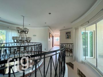 OPORTUNIDAD VENDO GRAN CASA VIÑA DE MAR 10 DORM, 7 BAÑOS, ESTAC.,BOD.