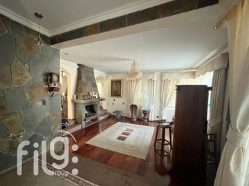 OPORTUNIDAD VENDO GRAN CASA VIÑA DE MAR 10 DORM, 7 BAÑOS, ESTAC.,BOD.