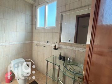 OPORTUNIDAD VENDO GRAN CASA VIÑA DE MAR 10 DORM, 7 BAÑOS, ESTAC.,BOD.