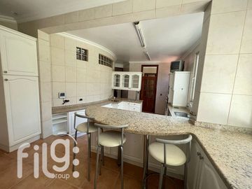 OPORTUNIDAD VENDO GRAN CASA VIÑA DE MAR 10 DORM, 7 BAÑOS, ESTAC.,BOD.
