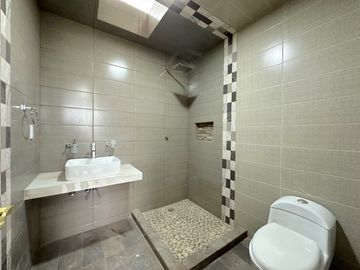 Casa en venta nueva en Metepec en privada. no aplica crédito, moderna para estrenar con roof Garden