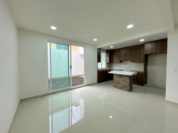 Casa en venta nueva en Metepec en privada. no aplica crédito, moderna para estrenar con roof Garden