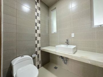 Casa en venta nueva en Metepec en privada. no aplica crédito, moderna para estrenar con roof Garden