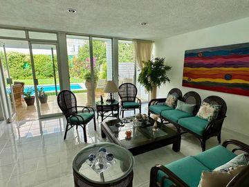 RESIDENCIA IDEAL PARA OFICINAS CORPORATIVAS U HOGAR COL ITZIMNA/MEXICO
