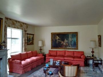 CASA EN UN SOLO NIVEL CERCA DE LOS ENCINOS