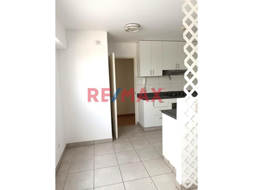 Alquilo Departamento A Pocas Cuadras De La Huaca Pucllana En Miraflores