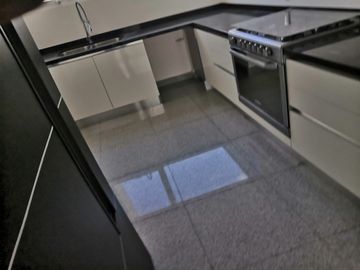 Vendo departamento en Tower B