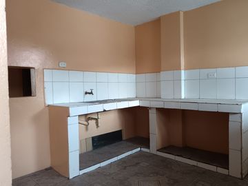 VENDO CASA RENTERADE 351M2 CHILLOGALLO 80.000