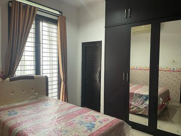Rumah Fully Furnished 2 Lantai di Menteng Bintaro 11882OM 0811111----