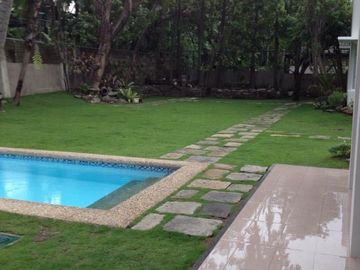 House and Lot with Swimming Pool in Dasmariñas Village, Makati
