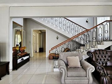 Rumah MEWAH Area Premium Dukuh Patra Kuningan Jakarta Selatan
