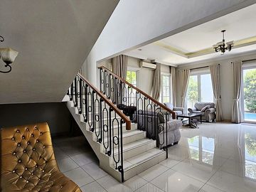 Rumah MEWAH Area Premium Dukuh Patra Kuningan Jakarta Selatan