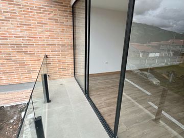 HERMOSO PROYECTO VIP EN VENTA, Sector Río Amarillo D340