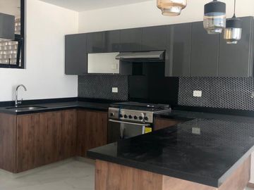DEPARTAMENTO en VENTA en PLANTA BAJA, a 3 Minutos de la UVM