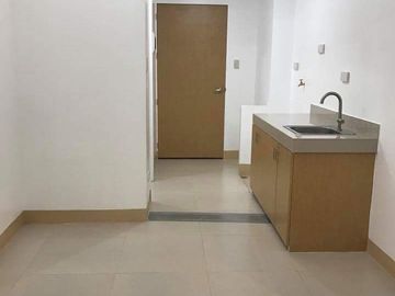 Green 2 Residences Pre-selling condo tower 2 and 3 Rent to Own Tower 1 FEW UNITS LEFT HURRY UP