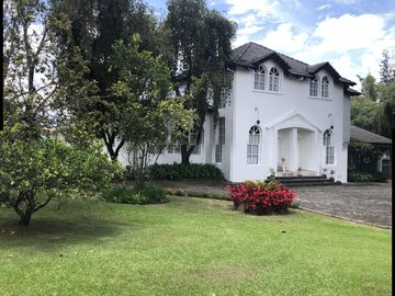 OPORTUNIDAD MAGNIFICA QUINTA EN CONOCOTO VIA AMAGUAÑA