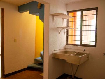Casa en Venta en Jardines de Satélite, para remodelar