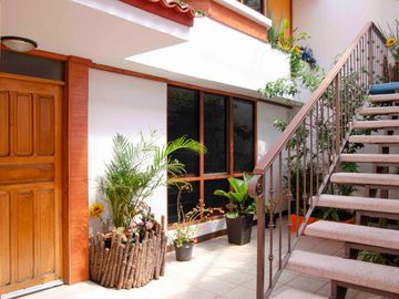 Casa en Venta en Jardines de Satélite, para remodelar