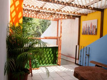 Casa en Venta en Jardines de Satélite, para remodelar