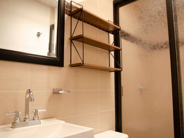 Casa en Venta en Jardines de Satélite, para remodelar