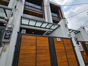 3Storey with 4BR Townhouse for Sale in Don Antonio Heights, Quezon City