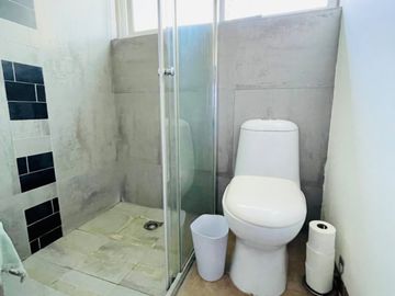 RESIDENCIA EN VENTA EN SANTA SOFÍA COUNTRY CLUB, COTO TEQUILEROS