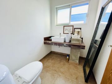 RESIDENCIA EN VENTA EN SANTA SOFÍA COUNTRY CLUB, COTO TEQUILEROS