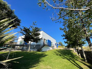 RESIDENCIA EN VENTA EN SANTA SOFÍA COUNTRY CLUB, COTO TEQUILEROS