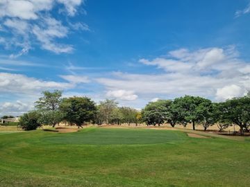 RESIDENCIA EN VENTA EN SANTA SOFÍA COUNTRY CLUB, COTO TEQUILEROS