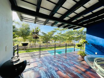 RESIDENCIA EN VENTA EN SANTA SOFÍA COUNTRY CLUB, COTO TEQUILEROS
