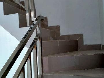 Rumah Bekasi Syariah Pondok Melati 3 KT 2 KM Jatiasih Dekat Tol Jatibening 2 Lantai Murah