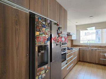 ID: 1058194 Vendo Duplex 3 Dormitorios Principales Con Terraza - Valle Hermoso - Surco