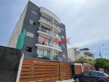 ID: 1058194 Vendo Duplex 3 Dormitorios Principales Con Terraza - Valle Hermoso - Surco