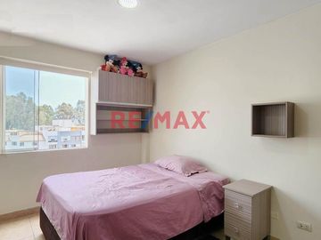 ID: 1058194 Vendo Duplex 3 Dormitorios Principales Con Terraza - Valle Hermoso - Surco