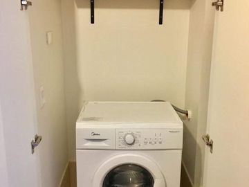 THE LERATO TOWER 2 | Fully Furnished Studio Unit For Sale in The Lerato, Makati City