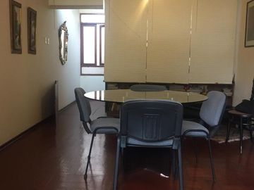 VENTA DE CASA AMPLIA Y MODERNA, 389 M2, 5 DORM, 4 BAÑOS, 4 COCHERAS