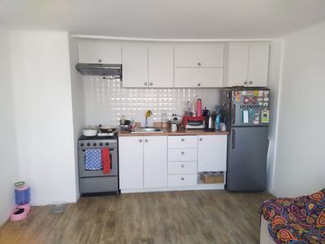 VENTA DE CASA AMPLIA Y MODERNA, 389 M2, 5 DORM, 4 BAÑOS, 4 COCHERAS