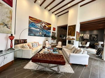 CASA DE CAMPO CON  PISCINA Y LINDA ARQUITECTURA 🔆🏡