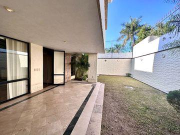 Casa en venta en Bugambilias, Zapopan