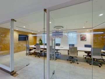 PRIME GOOD DEAL FULLY FURNISHED OFFICE SPACE FOR SALE AT ASPIRE TOWER QUEZON CITY!