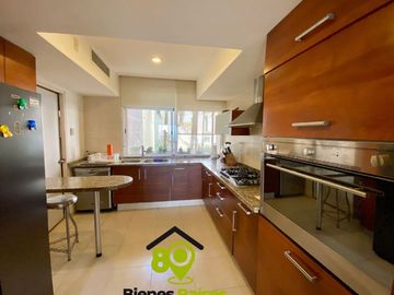 Departamento en PLANTA BAJA de 4 recámaras en venta (Diamante)