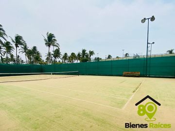 Departamento en PLANTA BAJA de 4 recámaras en venta (Diamante)